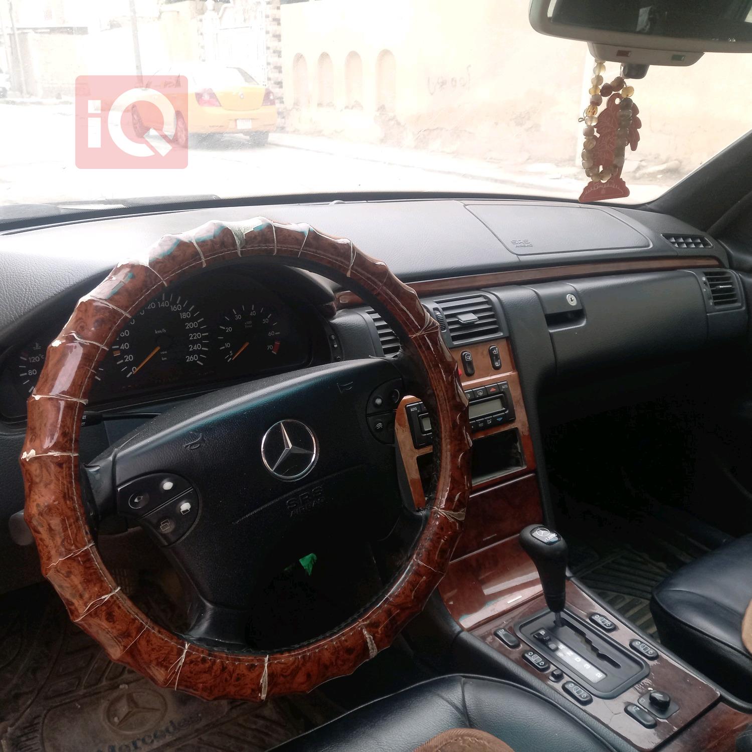 مرسيدس بنز E-Class